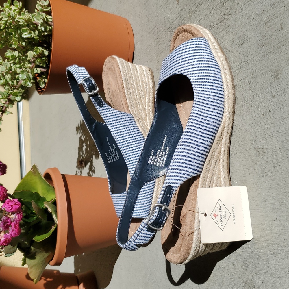 ST. JOHN'S BAY WEDGE SANDALS
